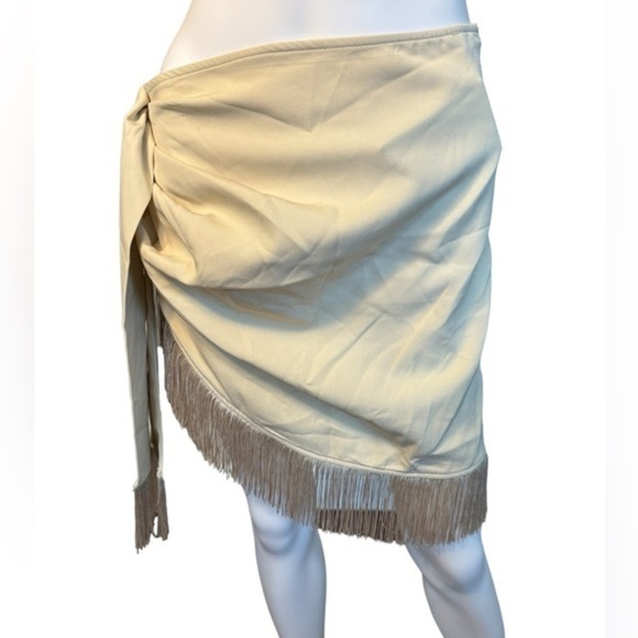 Pretty little thing skirt - Picture 1 of 8